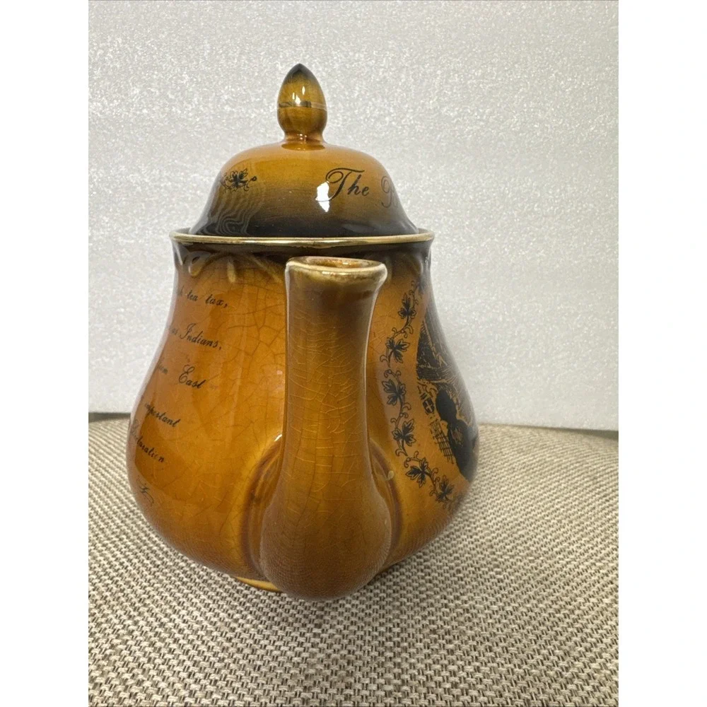 Vintage‎ Boston Tea Party 1773 Commemorative Ceramic Teapot Brown Gold Trim